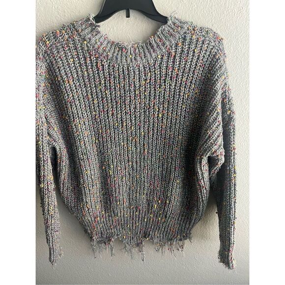 ❤️Main Strip Distressed Confetti V-Neck Sweater - Picture 4 of 5